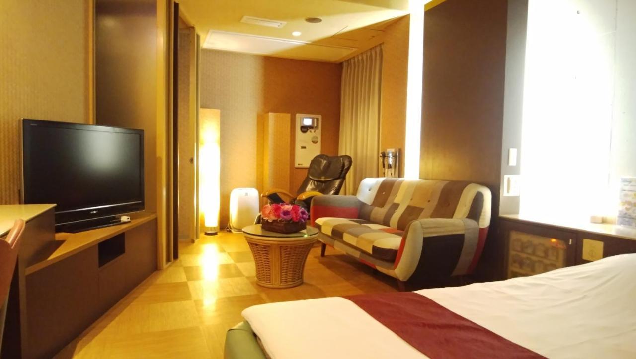 Hotel La.Festa (Adults Only) Takamatsu Exterior foto
